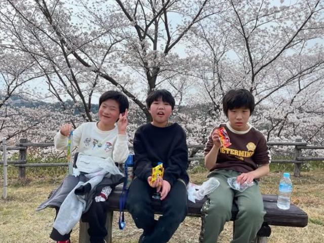 【保育士】放課後等デイサービス/日曜休み◎/20か所以上で事業展開中！/個性を大切に、遊びを通して「自分らしい」成長を支援♪/月給19万円～/残業ほぼなし/正社員/資格必須の写真3枚目