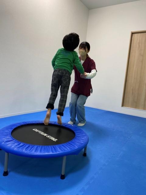 【管理者兼児発管】重症心身障害児施設/年間休日116日◎/発達と学習を手厚くサポート/専門職によるリハビリに特化したチームアプローチ式の支援♪/月給38万円～/正社員/資格必須の写真8枚目