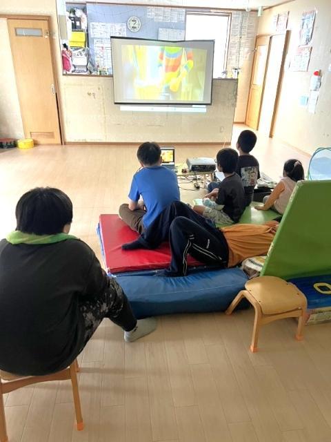 【理学療法士】多機能型施設/年間休日117日/週休2日制/育休取得実績あり◎/託児施設あり/こども時間を大切に、自主性や生きる力をはぐくむ支援♪/月給20万円～/正社員/資格必須の写真5枚目