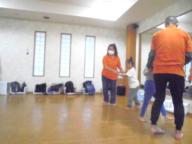 【保育士】放課後等デイサービス/年休121日/土日休み◎/月給25万円～/運動・体操メインの療育♪/体を動かすことの爽快感や達成感を提供し、自信をはぐくむ！/正社員/資格必須の写真7枚目