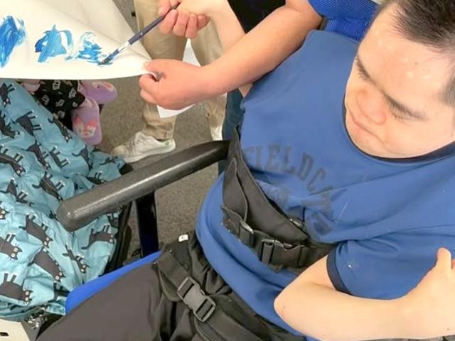 【サービス管理責任者】生活介護施設/週休2日制/日曜定休◎/ご利用者一人ひとりの特性やニーズに合わせた柔軟な対応で、居心地の良さと楽しさを提供♪/月給30万円～/正社員/資格必須の写真2枚目