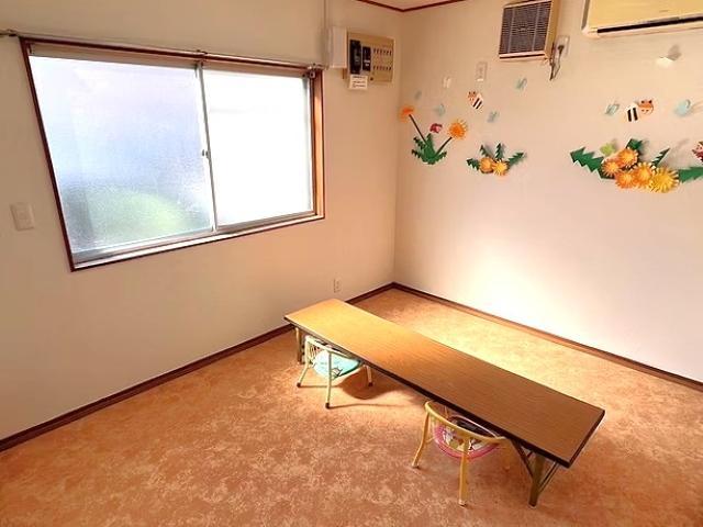 【児童指導員】多機能型施設/完全週休2日制/残業ほぼなし◎/未経験OK/子どもたちの未来を考えた支援♪/個性を尊重しながら元気に過ごせる居場所を提供/月給21万円～/正社員/資格必須の写真3枚目