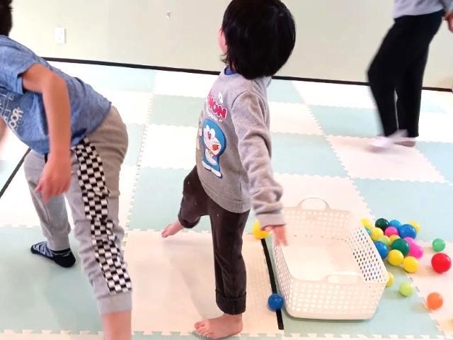 【児童指導員】多機能型施設/完全週休2日制＆残業ほぼなし◎/約50か所の仲間と共に成長できるFCグループ/「遊び」を通じてその子らしい成長を支援♪/月給23万円～/正社員/資格必須の写真3枚目