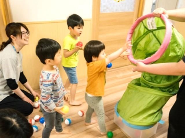 【臨床心理士/公認心理師】児童発達支援/正社員/資格必須/月給27.6万円～/年間休日124日/残業ほぼなし◎/「ペア指導型の療育」で楽しく成長を支援♪の写真2枚目