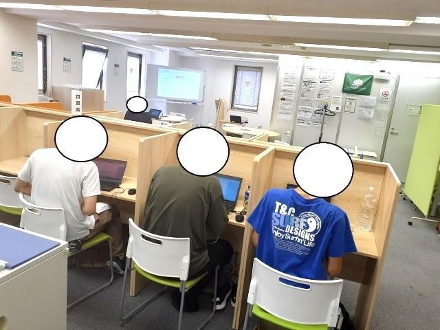 【サービス管理責任者】就労移行支援・就労継続支援B型/正社員/資格必須/月給40万円～/会計やプログラミングなどのビジネススキル習得に特化した施設です♪の写真6枚目