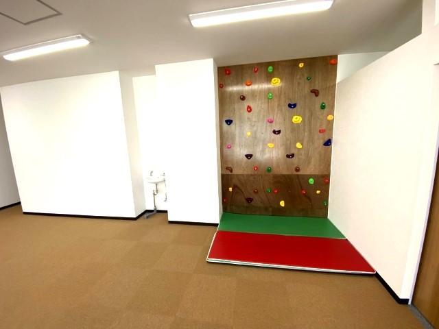 【児童指導員】放課後等デイサービス/週2日4時間～勤務OK！/全国300施設展開中の大手FC/個別対応で自主性を伸ばす療育が特徴♪/時給1,230円～/パート・アルバイト/資格必須の写真9枚目