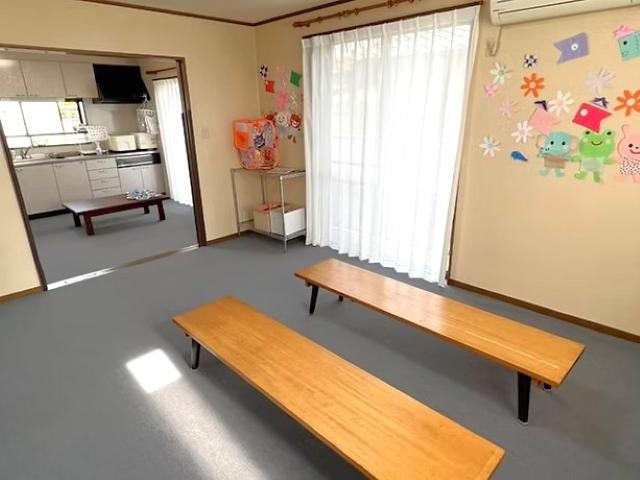 【児童指導員】多機能型施設/週休2日制/残業ほぼなし◎/車通勤可/子どもたちの未来を考えた支援♪/個性を尊重しながら元気に過ごせる居場所を提供/月給21万円～/正社員/資格必須の写真4枚目