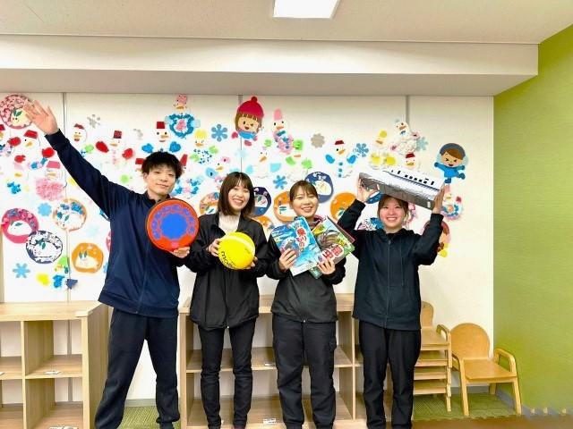 【児童指導員】多機能型施設/パート・アルバイト/資格必須/時給1,450円～/1日4時間～OK◎/研修・資格取得支援が充実/プログラミング・運動・言語・SSTに特化した施設♪の写真4枚目