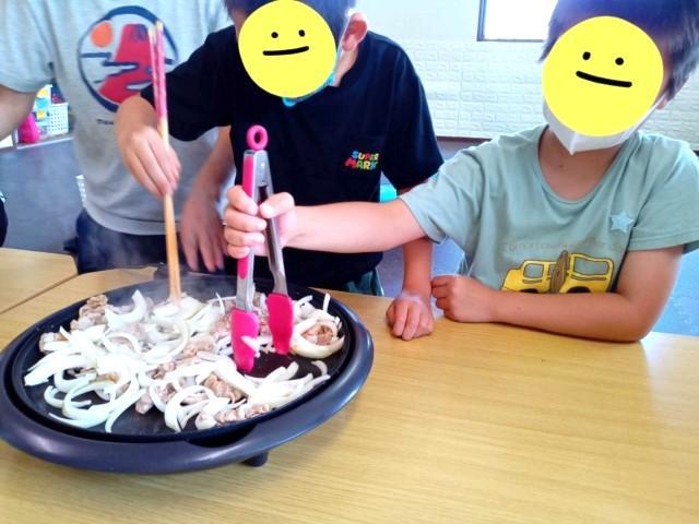 【保育士】多機能型施設/年間休日115日/日祝休み◎/未経験・ブランク可/ライフキネティックを活用した療育が特徴/みんなが笑顔になれる場所♪/月給23万円～/正社員/資格必須の写真4枚目