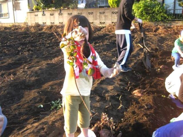 【保育士】多機能型施設/年間休日115日/日祝休み◎/未経験・ブランク可/ライフキネティックを活用した療育が特徴/みんなが笑顔になれる場所♪/月給23万円～/正社員/資格必須の写真6枚目