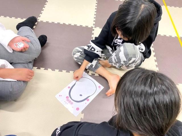 【心理学科卒の方歓迎！】放課後等デイサービス/残業ほぼなし◎/のびのびと成長できる！子どもたち・ご家族・スタッフ、みんなの笑顔があふれる場所♪/月給18.6万円～/正社員/資格必須の写真2枚目