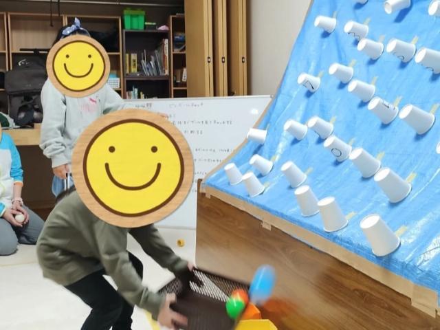 【保育士】放課後等デイサービス/日曜休み/残業ほぼなし◎/経験豊富なスタッフと一緒に成長！親身で専門的な支援を子どもたちに♪/月給22万円～/正社員/資格必須の写真4枚目