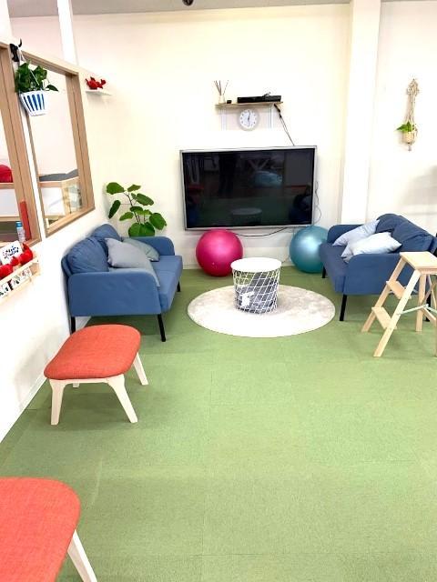 【児童指導員】多機能型施設/年休111日/残業ほぼなし/奈良県内を中心に多数の療育施設を展開する運営法人◎/自己実現を通じて人々を幸せに♪/月給23.5万円～/正社員/資格必須の写真9枚目