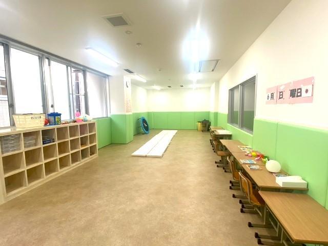 【作業療法士】多機能型施設/正社員/資格必須/月給26万円～/日祝休み◎/子育て世代に嬉しい産休・育休取得実績あり＆保育施設利用可♪/学習・運動にフォーカスした療育！