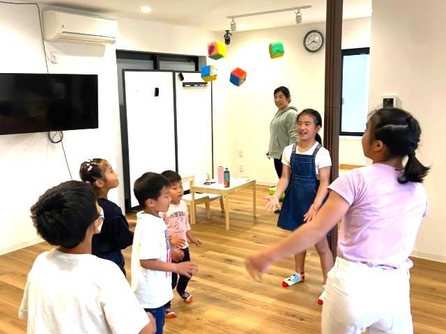 【作業療法士】多機能型施設/正社員/資格必須/月給20万円～/年休115日/土日祝休み/残業ほぼなし/全国に300施設以上を展開する業界大手のFC♪/個別対応で自主性を伸ばす療育◎の写真2枚目