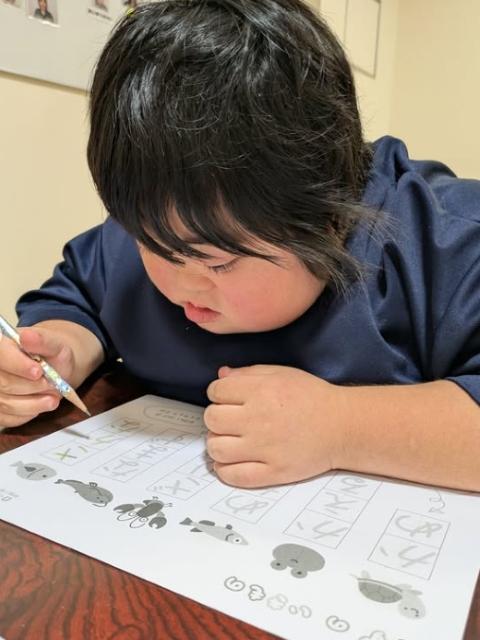 【児童指導員】放課後等デイサービス/完全週休2日制/日曜休み◎/一人ひとりの自立に向けた未来へつなげる療育/明るく楽しい環境で伸びやかな成長を♪/月給17.1万円～/正社員/資格必須の写真10枚目