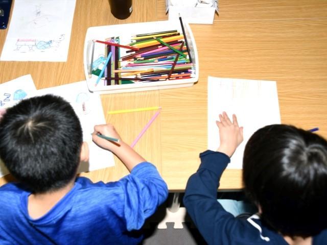 【児童指導員】放課後等デイサービス/パート・アルバイト/資格必須/時給1,141円～/週3日～勤務OK！/いろいろな遊びを通した支援◎/子どもたちが持つ「ユニーク」を大切に♪の写真1枚目