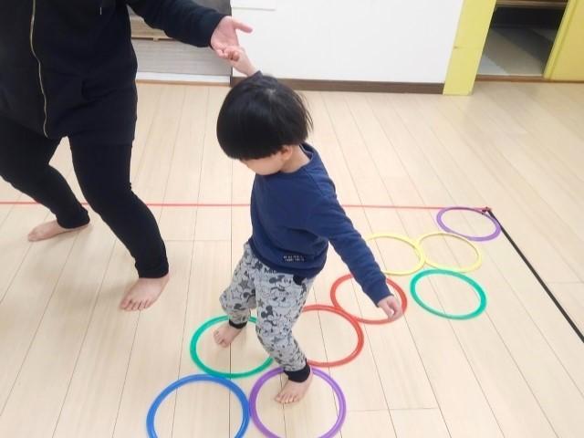 【保育士】多機能型施設/パート・アルバイト/資格必須/時給1,026円〜/車通勤可/週1日3時間～OK◎/土日休み/3つのこだわりで可能性を引き出し、自信と才能を開花♪の写真2枚目