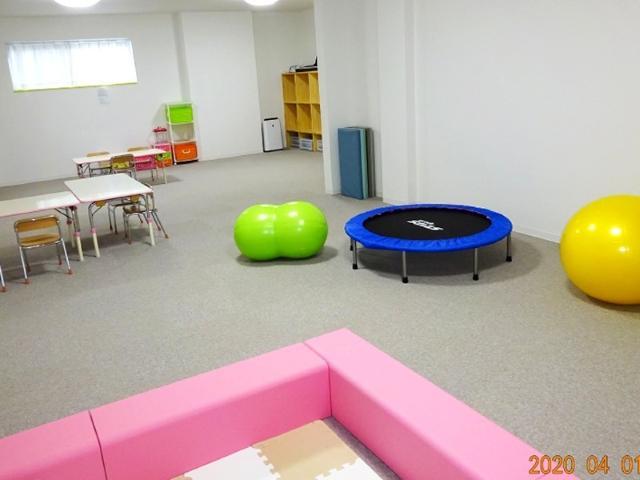 【児童指導員】放課後等デイサービス/日曜休み＆残業ほぼなし◎/笑顔いっぱい、楽しく元気に過ごせるアットホームなデイ♪/月給22万円～/正社員/資格必須の写真7枚目