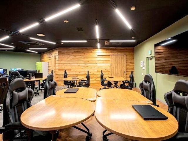 【サービス管理責任者】就労継続⽀援B型/正社員/資格必須/⽉給30万円〜/eスポーツ×ITで就労支援♪/充実の福利厚生・研修で働きやすさもスキルアップも◎の写真3枚目