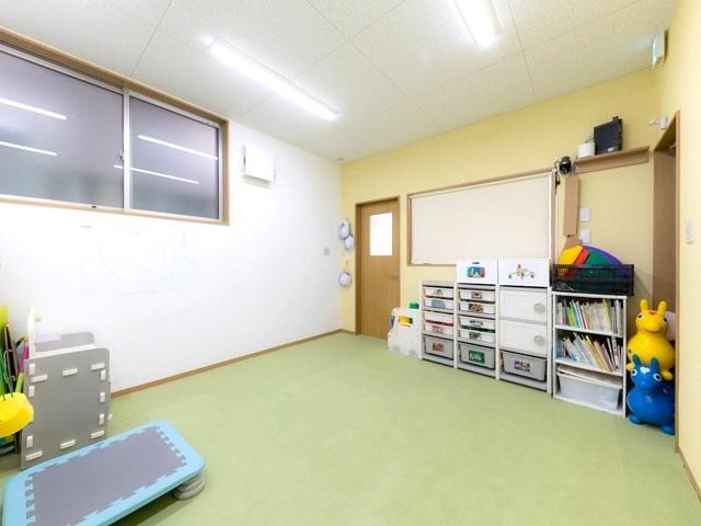 【児童指導員】多機能型施設/正社員/資格必須/経験5年以上の方必見◎/月給20万円～/日祝休み/年休120日/未経験可/一人ひとりに寄り添う療育を♪の写真9枚目