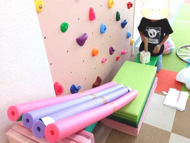 【児童指導員】多機能型施設/正社員/資格必須/月給21万円～/残業ほぼなし/全国に300施設以上を展開する業界大手のFC♪/個別対応で自主性を伸ばす療育◎の写真1枚目