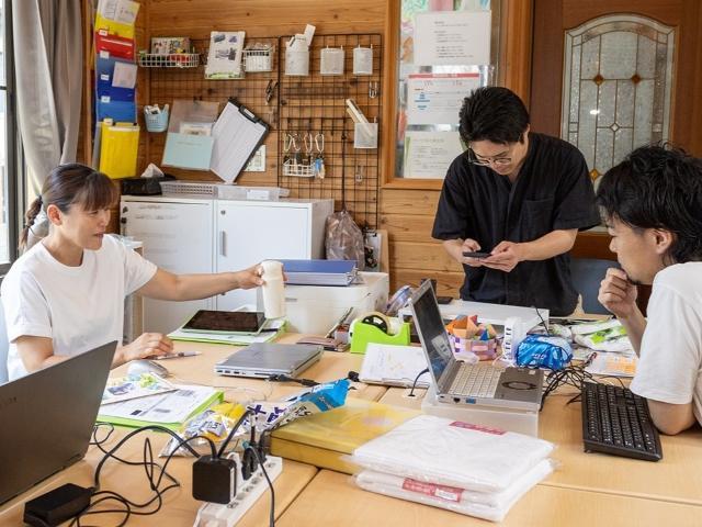 【児童指導員】多機能型施設/年間休日122日/完全週休2日制◎/子どもたちの生活の質を向上させる療育支援/明るく楽しく健全な環境を目指して♪/月給23.7万円～/正社員/資格必須の写真8枚目