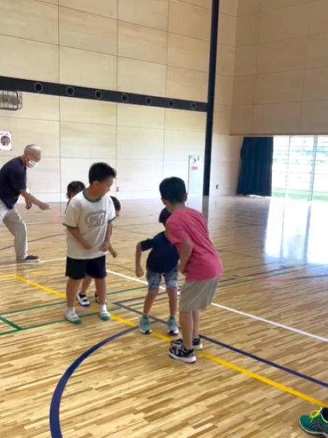 【保育士】放課後等デイサービス/年休127日◎/土日祝休み/残業ほぼなし/脳機能のアセスメントに基づいた療育で、子どもたちの可能性を引き出す♪/月給23万円～/正社員/資格必須の写真3枚目