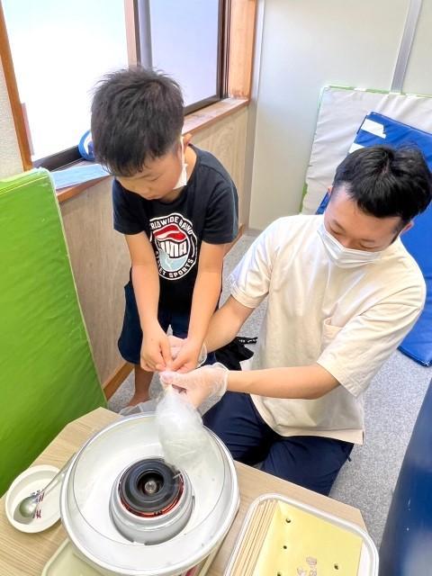 【児童指導員】重症⼼⾝障害児施設/年休110日/残業ほぼなし/プライベート時間も充実◎/「ここでしかできない体験」で子どもたちとともに成長♪/⽉給16.9万円～/正社員/資格必須の写真5枚目