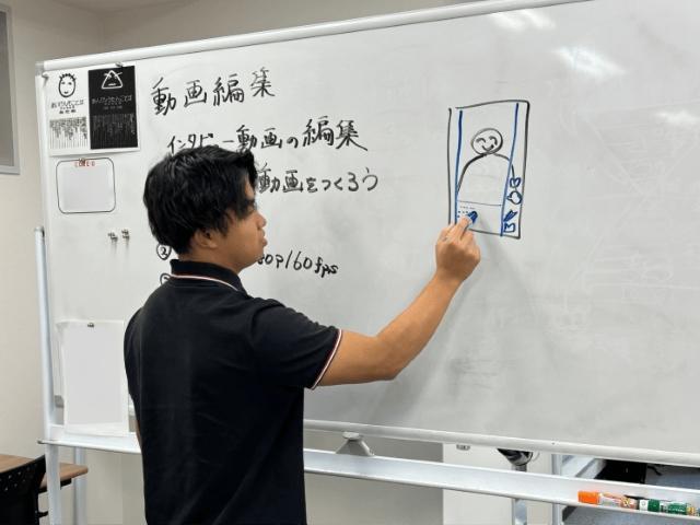 【サービス管理責任者】就労移行支援/年間休日120日/育休取得実績あり◎/ご利用者の理想の就労に向けてサポート♪/IT・SNS特化型の就労支援！/月給33万円～/正社員/資格必須の写真3枚目