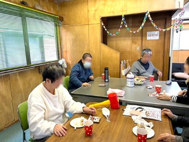 【看護師/准看護師】共同生活援助/残業ほぼなし◎/県内10か所以上で施設展開中！/多彩な活動を通じて、ご利用者の自立と成長をサポート♪/月給27万円～/正社員/資格必須の写真6枚目