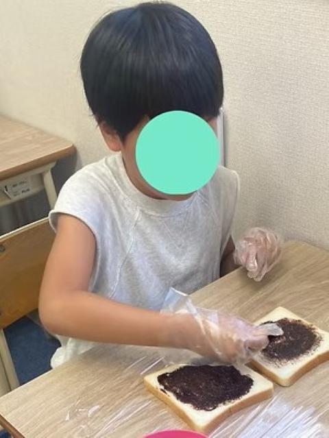 【児童指導員】放課後等デイサービス/年間休日110日◎/日祝休み/自然と触れ合う畑作業体験などの楽しい学びと遊びで、自立心・社会性をはぐくむ♪/月給17万円～/正社員/資格必須の写真2枚目