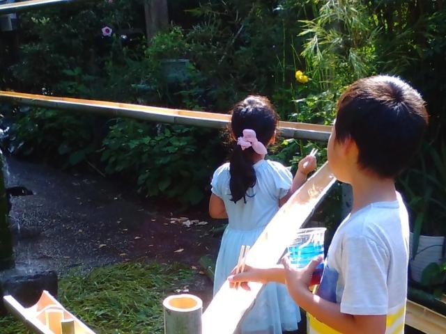 【保育士】放課後等デイサービス/完全週休2日制/年間休日120日◎/上を向いてハッピーに暮らせるように♪/ありのままでいられる居場所づくり/月給23.1万円～/正社員/資格必須