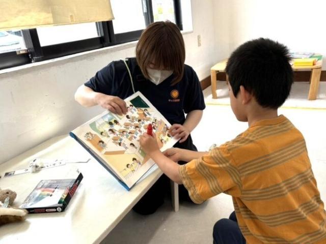 【児童発達支援管理責任者】放課後等デイサービス/日曜休み/年休110日/一人ひとりに寄り添った療育/子どもたちがのびのびと自己表現できるように♪/月給17.8万円～/正社員/資格必須