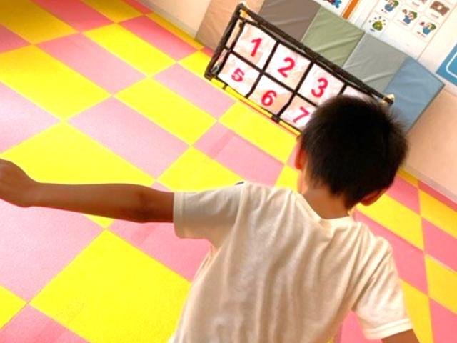 【保育士】放課後等デイサービス/完全週休2日制◎/年休114日/未経験可/子どもたちの興味・関心をはぐくみ、得意なことや好きなことを伸ばす支援♪/月給21万円～/正社員/資格必須の写真1枚目