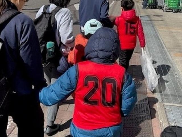 【保育士】放課後等デイサービス/週1日～勤務OK/日曜休み/駅チカ/福利厚生＆研修充実◎/身体と心、生活スキルを楽しく支援♪/時給1,350円～/パート・アルバイト/資格必須の写真1枚目