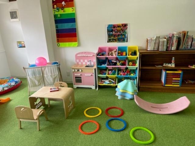 【児童指導員】多機能型施設/完全週休2日制/日月祝休み◎/自主性を高める療育/心身に働きかける多彩なソーシャルスキルトレーニングで「得意」を伸ばす♪/月給23万円～/正社員/資格必須の写真2枚目