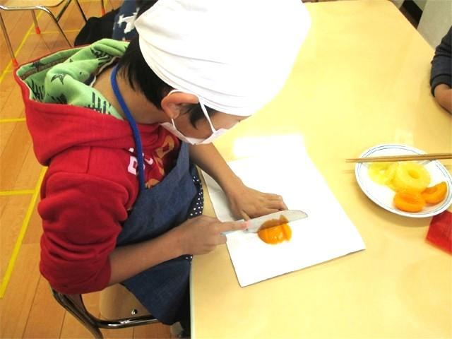 【児童指導員】障害者支援施設/正社員/資格必須/月給19.6万円～/育休取得実績あり！短時間勤務も可◎/1973年創業の法人/心の強さとたくましさを育てる家庭的な雰囲気の施設♪の写真3枚目