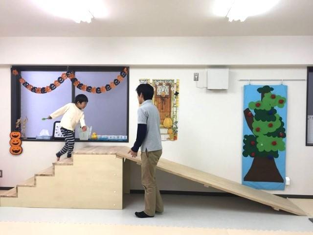 【言語聴覚士】放課後等デイサービス/契約社員/資格必須/月給24万円～/残業ほぼなし◎/専門の療育プログラムが学べる＆独自療育が特徴！ダウン症の子どもたちのために作られた施設♪