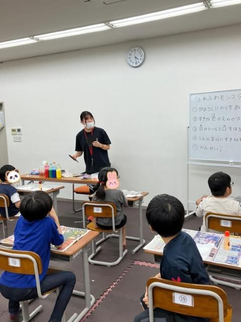 【児童指導員】放課後等デイサービス/完全週休2日制/年間休日120日以上◎/月給25万円/運動×学習を中心とした多様なプログラム♪/成功体験と心の成長をサポート！/正社員/資格必須の写真5枚目