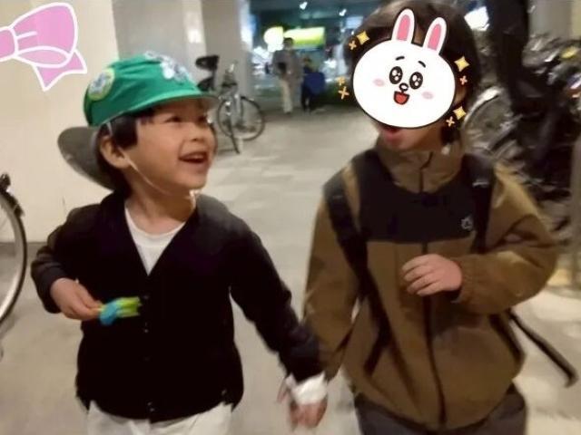 【児童指導員】多機能型施設/年休125日/月8～10日休み◎/裸足での運動やICT教育など、多様なプログラムを実施♪/遊びの中で自己肯定感をはぐくむ/月給24万円～/正社員/資格必須の写真3枚目