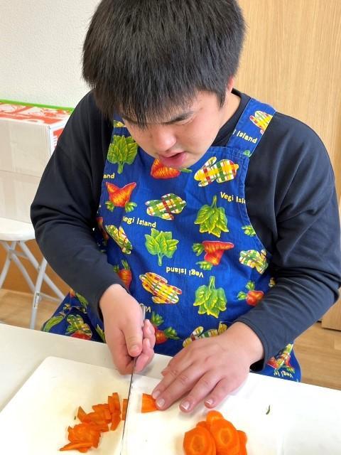 【エリアマネージャー/エリアマネージャー候補】生活介護施設/正社員/無資格可/月給50万円～/5連休年4回取得可/研修＆OJT充実/「専門スキル＋α」をもつ支援のプロへ♪の写真5枚目