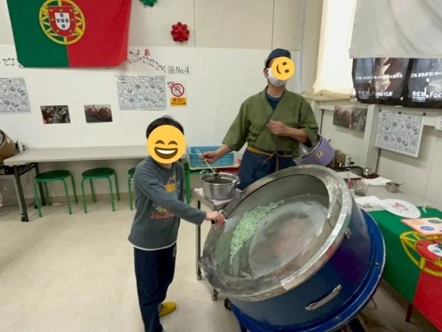 【保育士】放課後等デイサービス/年間休日120日以上◎/日曜休み/学習習慣の定着とIT学習に特化♪/1対2の丁寧な個別学習指導で成長をサポート！/月給19万円～/正社員/資格必須の写真2枚目