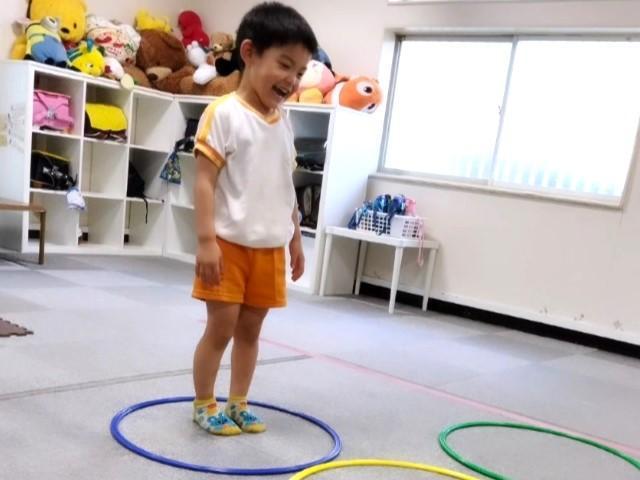 【心理学科卒の方歓迎！】多機能型施設/土日休み＆残業ほぼなし◎/研修＆資格取得支援が充実！/「5つの軸×発達支援の5領域」の支援で、成長と笑顔を♪/月給25万円～/正社員/資格必須の写真3枚目