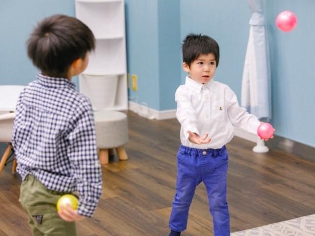 【心理学科卒の方注目！】放課後等デイサービス/正社員/資格必須/月給23.8万円～/年間休日120日/アイデアが生かせる職場♪/多彩な研修＆ミーティングでスキルアップ！の写真1枚目