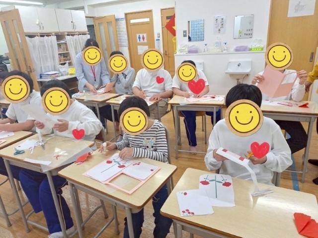 【保育士】放課後等デイサービス/週2日～勤務可/研修制度＆資格助成金あり◎/スタッフのチームワークと知識で子どもの可能性を伸ばす♪/時給1,350円～/パート・アルバイト/資格必須の写真8枚目