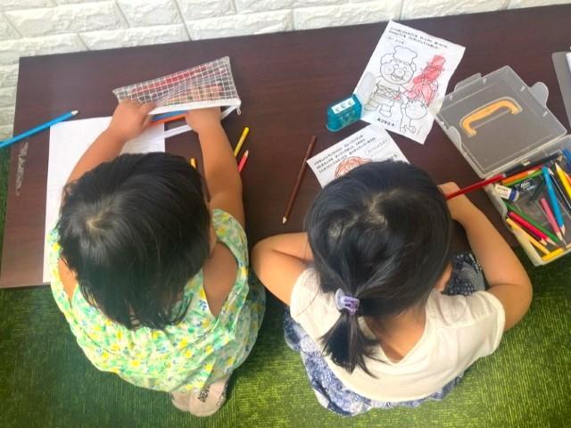 【児童指導員】多機能型施設/年休113日/日曜休み◎/昼食代補助あり/子どもたちやスタッフの「らしく」を大切にする施設♪/個性や創造力を尊重する療育/月給20万円～/正社員/資格必須