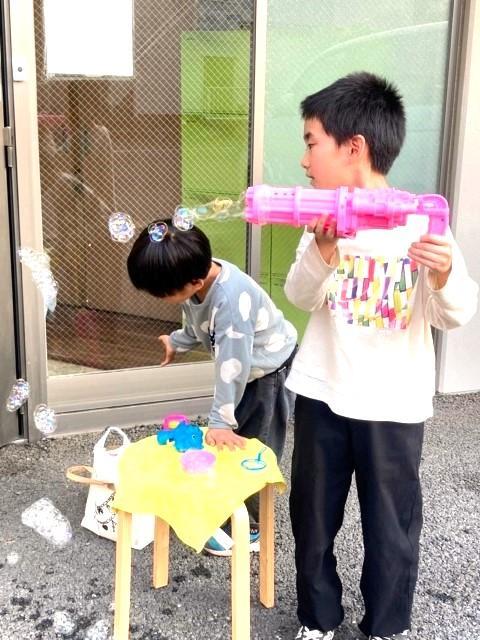 【児童指導員】放課後等デイサービス/日曜休み＆長期休暇充実！年間休日125日◎/星のように輝く未来へ、子どもたちの夢と成長をサポート♪/月給22万円～/正社員/資格必須の写真7枚目