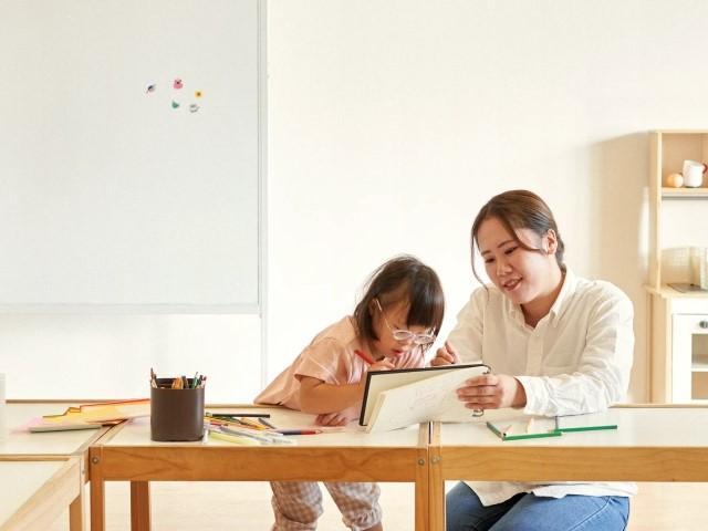 【臨床心理士/公認心理師】多機能型施設/正社員/資格必須/月給21.5万円～/日曜休み◎/年間休日125日/産休育休取得実績あり♪/資格取得支援・研修でしっかりサポート！ の写真7枚目