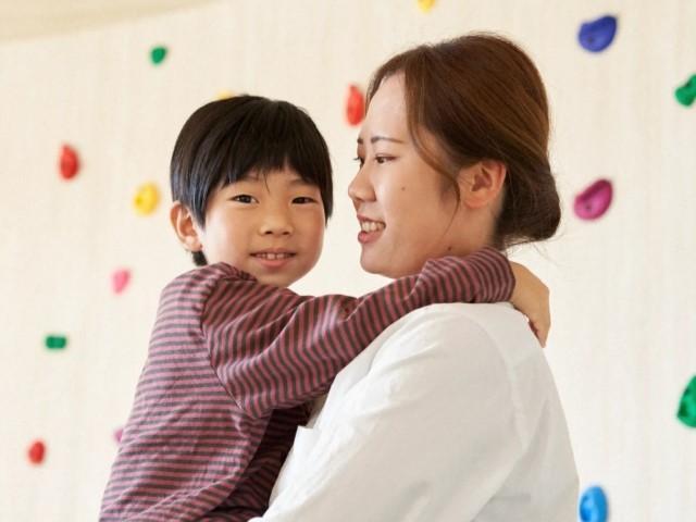 【臨床心理士/公認心理師】多機能型施設/正社員/資格必須/月給25万円～/日曜休み◎/年間休日125日/産休育休取得実績あり♪/資格取得支援・研修でしっかりサポート！ の写真1枚目